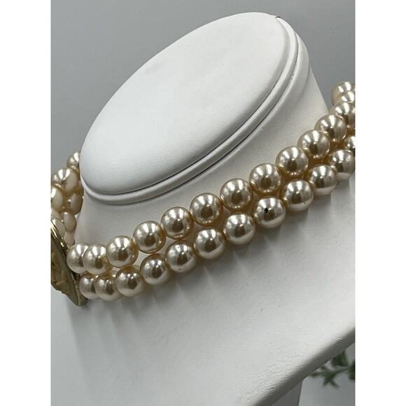 Extasia Signed Vintage Cream Faux Pearl Two Strand Yellow Shell Cameo Necklace - Picture 8 of 15